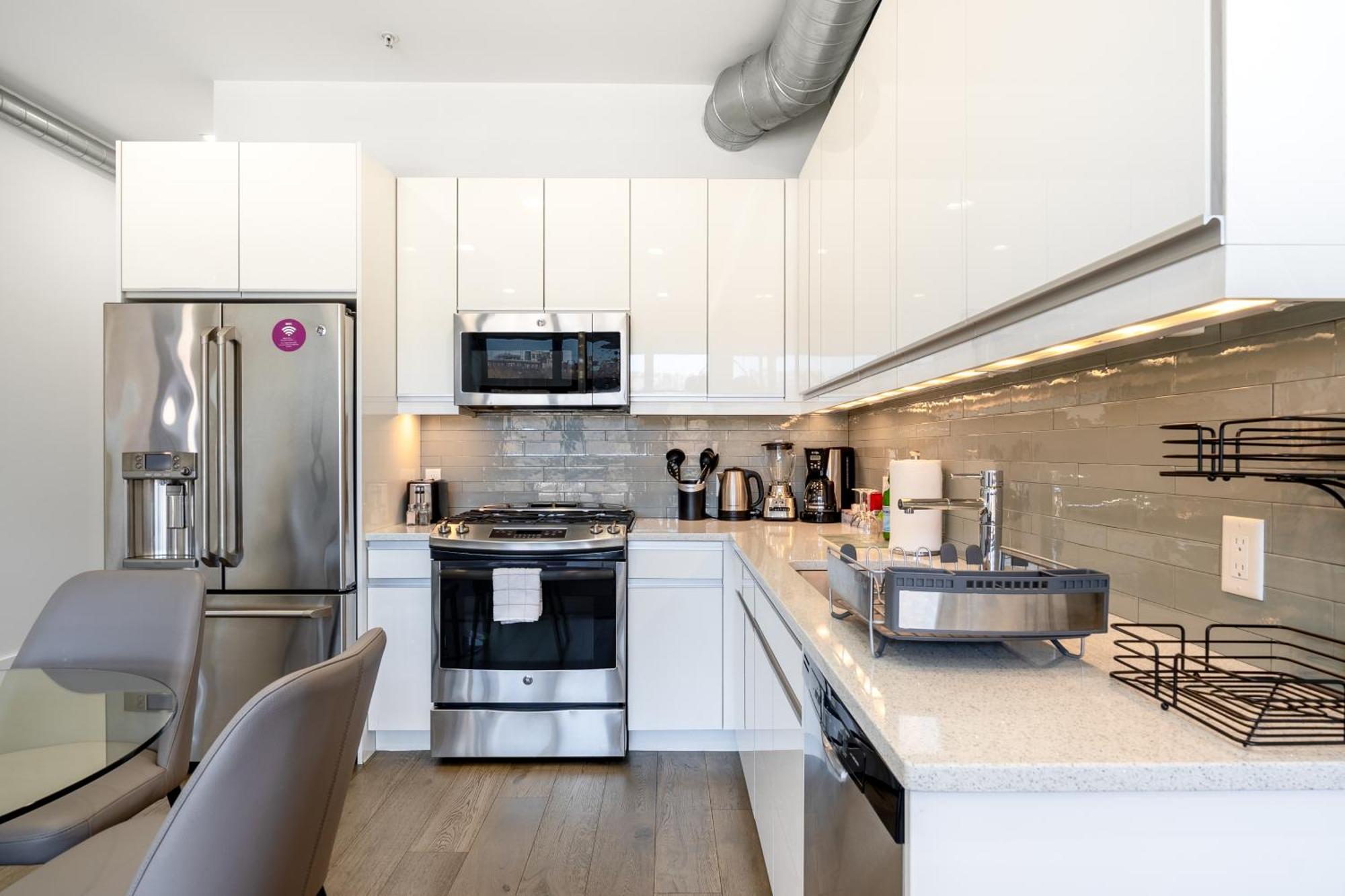 Dharma Home Suites Hoboken Extérieur photo