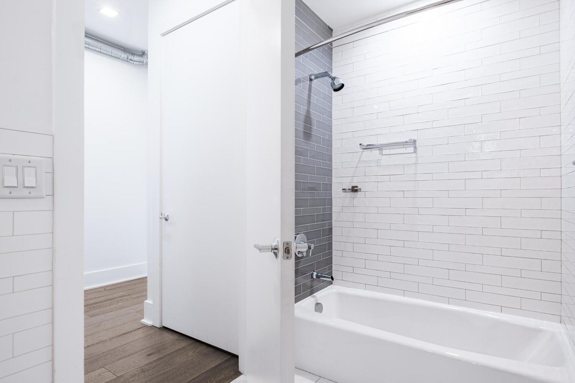 Dharma Home Suites Hoboken Extérieur photo