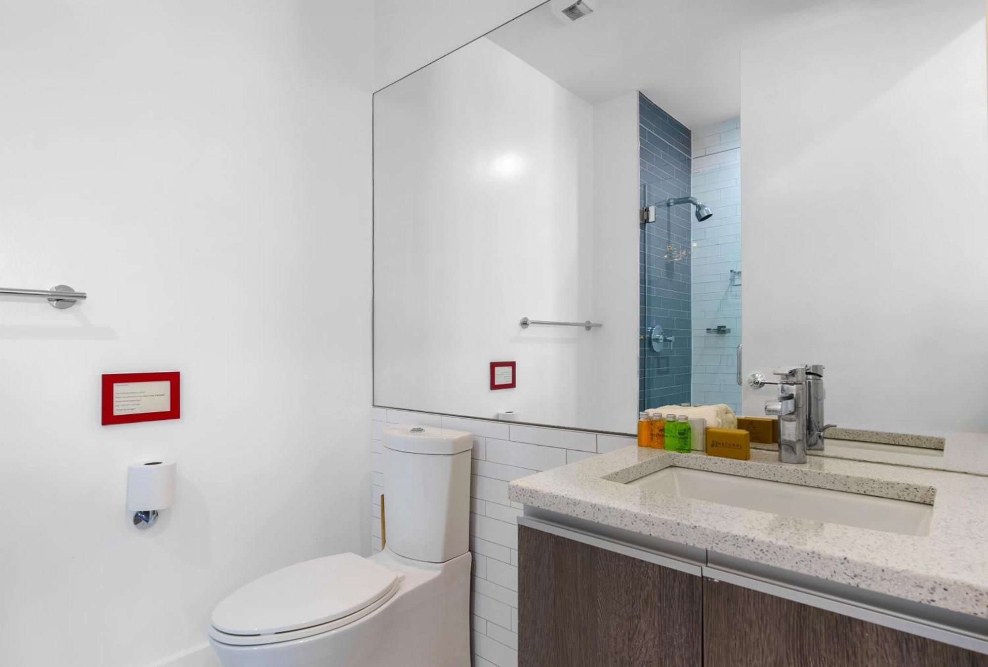 Dharma Home Suites Hoboken Extérieur photo