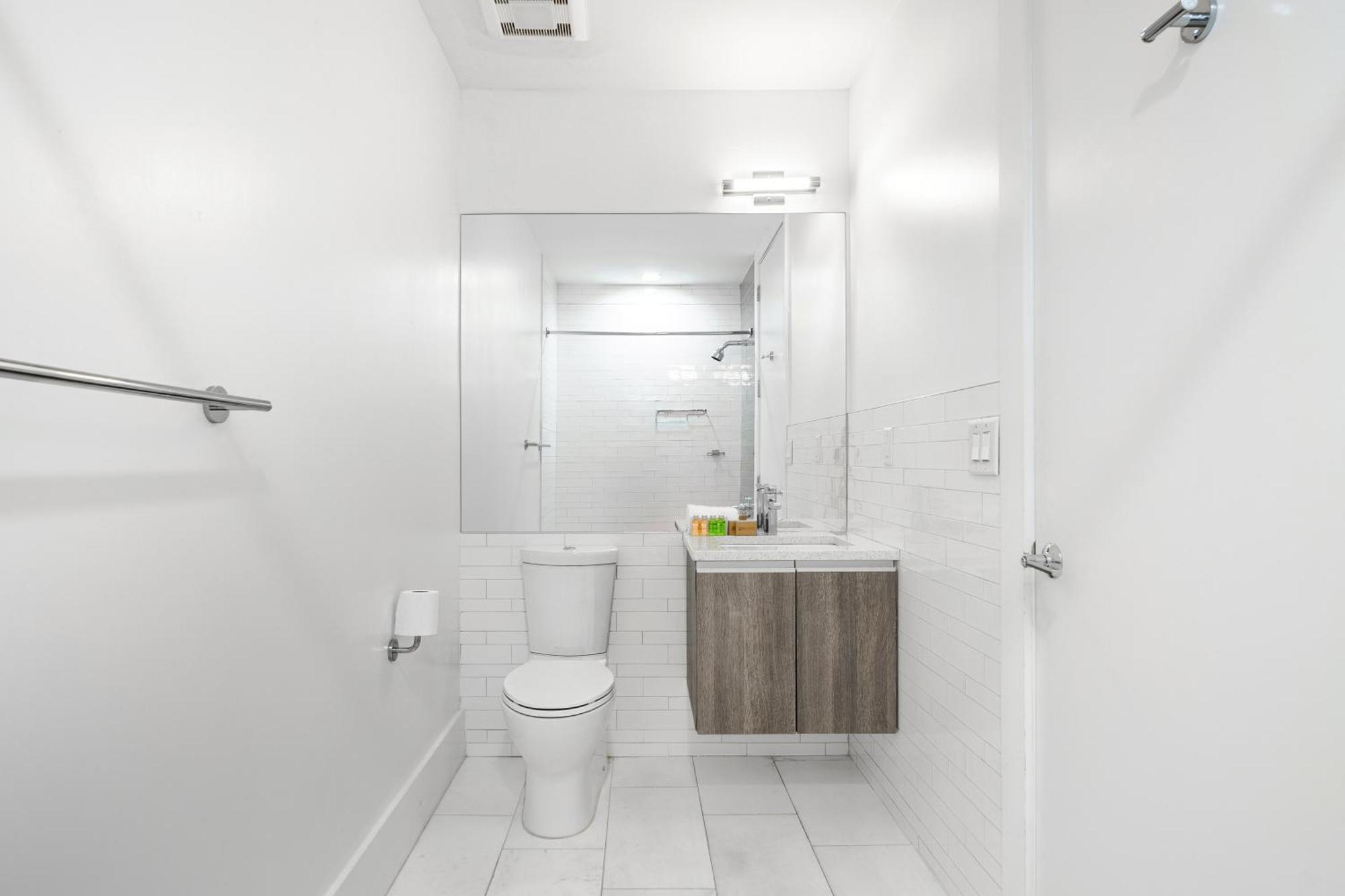 Dharma Home Suites Hoboken Extérieur photo